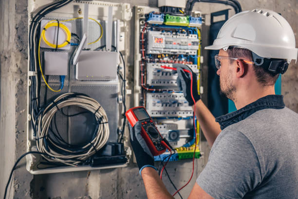 Best Affordable Emergency Electrician  in Holyoke, MA